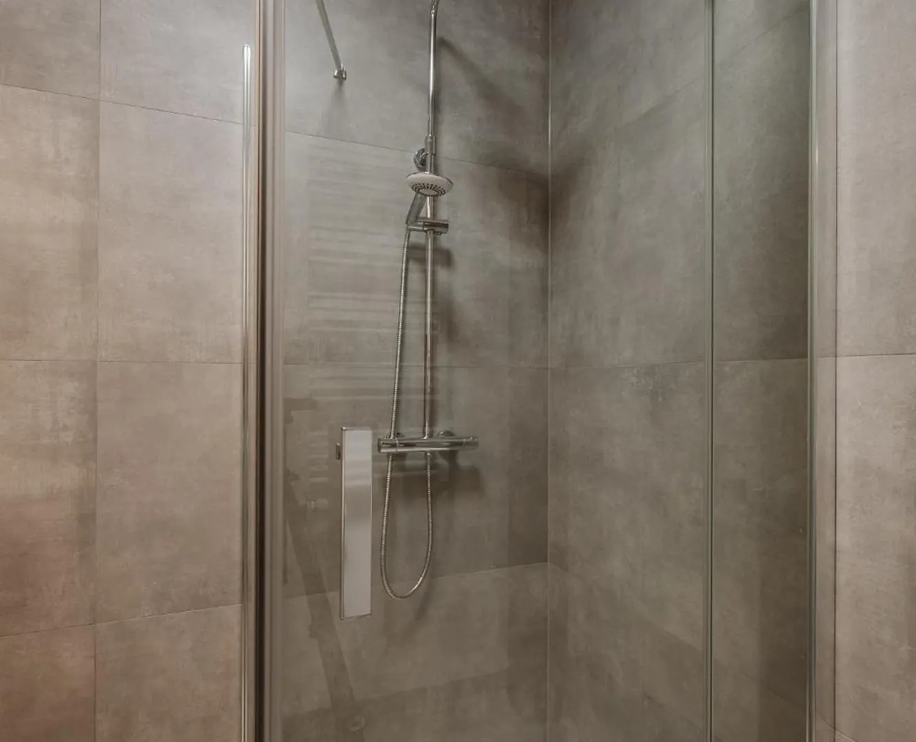 Park Wilsona Stylish Apartment By Bookinghost Poznań