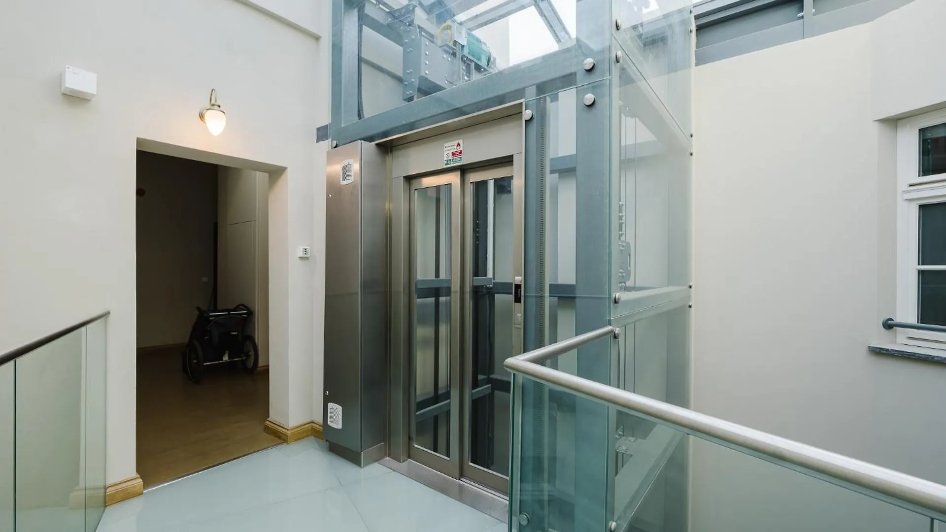 Park Wilsona Stylish Apartment By Bookinghost Poznań